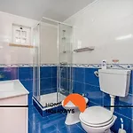 #288 8br Pool & Garden אלבופיירה