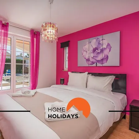 #288 Vivenda 3 Palmeiras 57 By Holidays Villa