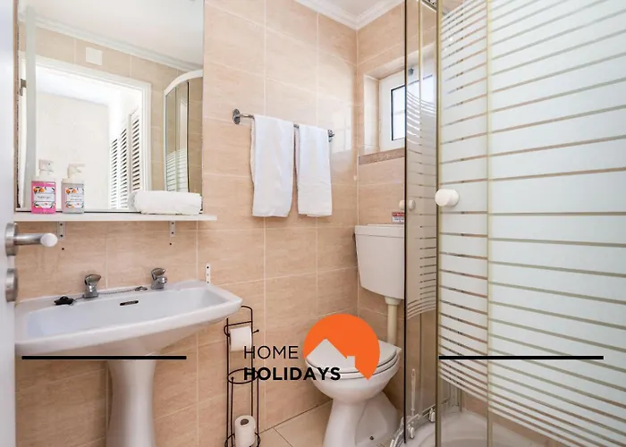 Villa #288 8br Pool & Garden *